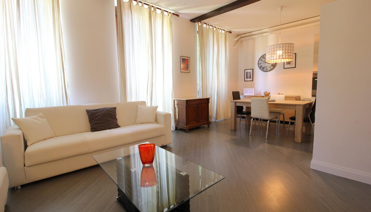 Italianway-Corso Garibaldi 34 Apartment Milan Luaran gambar