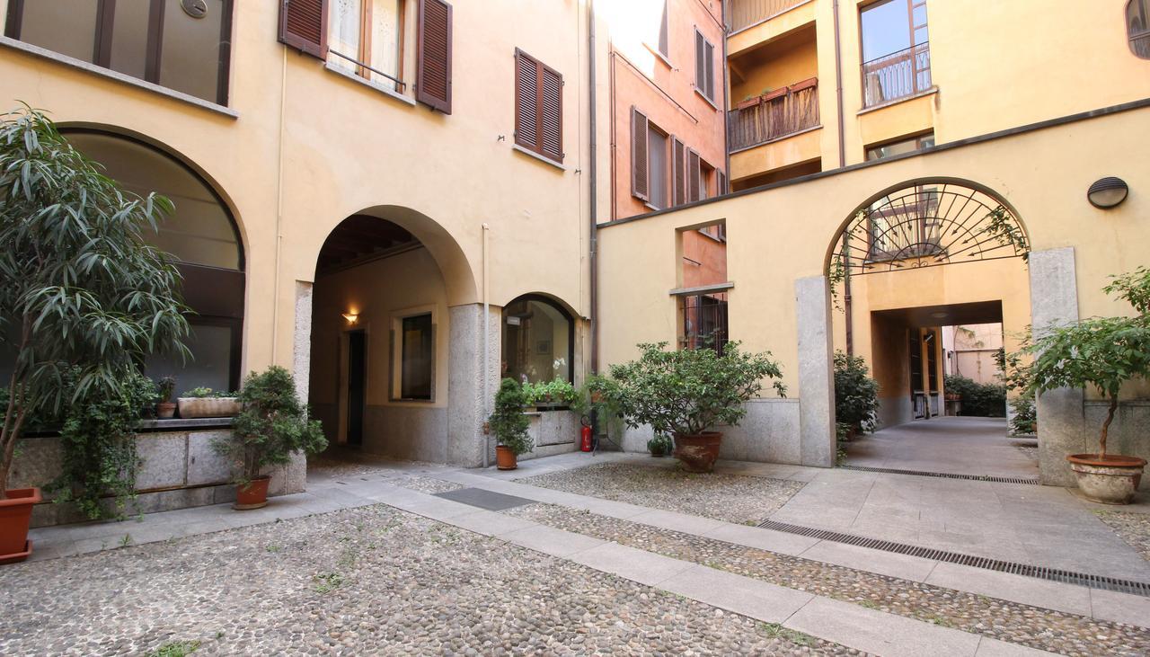 Italianway-Corso Garibaldi 34 Apartment Milan Luaran gambar